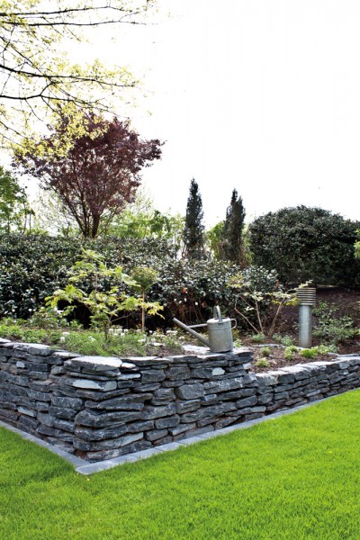Schiefer schwarz ca 15x40 cm Mauerstein für Gartenmauer
